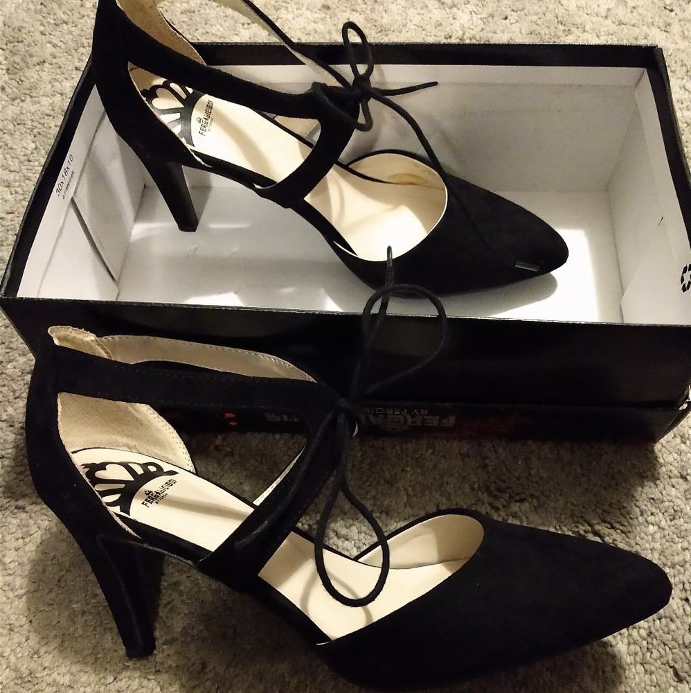 Sexy Black Pointy Heels